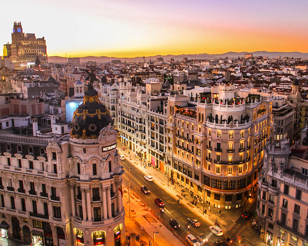 ANKARA HAREKETLİ İSPANYA & ENDÜLÜS TURU (6 Gece 7 Gün Barselona Gidiş-Madrid Dönüş)